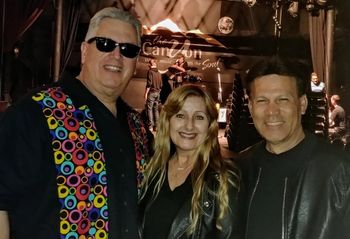American Bandstand friends surprised me at the show.  Kathy & Louie Navoa. I've know Kathy since Jr. High, she caught the bouquet at our wedding.  Louie is Howie Mandel's road manager.
