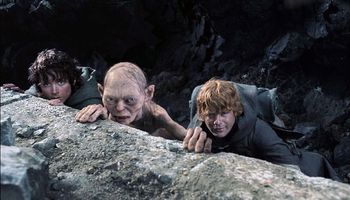 Frodo, Gollum and Sam from the film Return of the King.
