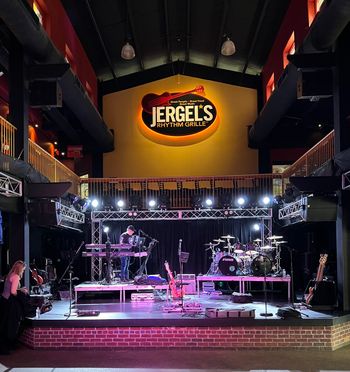 ELO Show Jergel's Pittsburg
