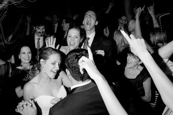 Wedding guests helping the band on vocals! Courtesy of Alison Yin Photography, Oakland
