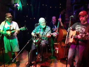 Hillbilly Water opening the show at the Hilltop Tavern, Lodi NJ 6/24/18. Lou D. On the mandolin and Rich Rainey on banjo and vocals
