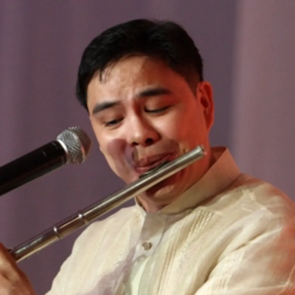 Zen Music Flute Teacher Hong Kong