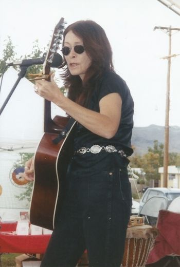 Geronimo_Days_TorC_NM_October_2002_05_sheryl_Clapton
