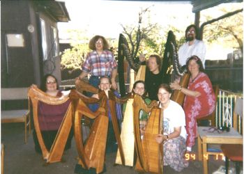 The_Wholly_Merry_Harp_Circle
