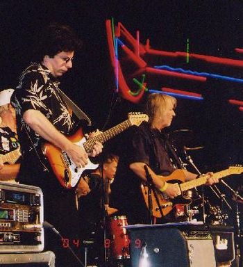 Les Fradkin and Seymour Duncan Onstage at Louiefest-2004
