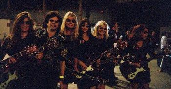 Les Fradkin with The Venturettes at Louiefest-2004

