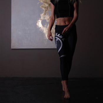 Dancer Lucy Mae Sunday rocking some Leggings - photo & painting by Robert Mann
