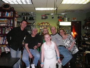 Pat, Elliot, Jules, Hannah, Uncle Bill and Monica at The Starving Artist!
