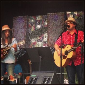 Cousins_at_Tweed_AC KS with Steve Mayone at Tweed River Festival/photo by Cheryl Jones Lavoie
