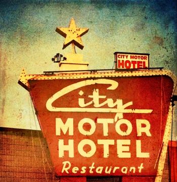 City Motor Hotel
