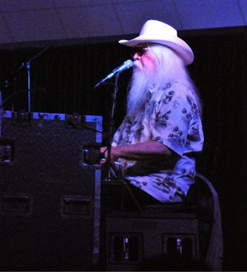 Leon Russell                                 Photo by Bob Flemming
