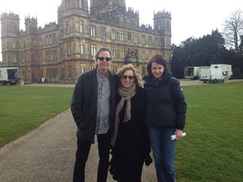 with Elizabeth McGovern att Highclere Castle (Downton Abbey). March, 2013
