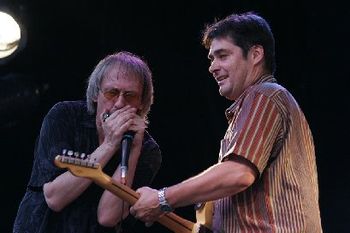 Mike et Harmonica Zeke au Festival de Jazz de Montréal 2006 by Jeannie Jalbert
