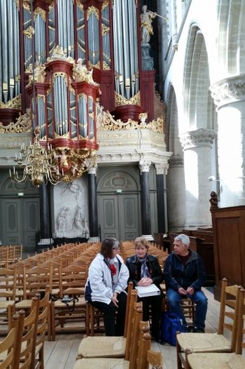 Strategizing with console assistants before St. Bavokirk performance, 2016 Photo credit:  Mike Maiden
