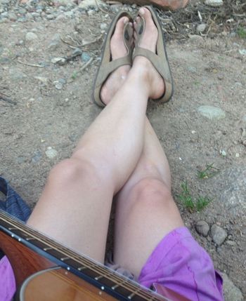 guitar_and_legs_by_st__vrain_cropped
