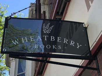 Wheatberry Books Sign Chillicothe OH
