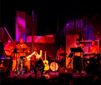 STEFANA Live w/ Her Amazing Band/Sizzlin Summer Concert 2014 (Photo: JohnConroyImages.com)
