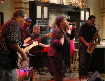 With the Linda Hornbuckle Band on Studio 6, KOIN t.v.

