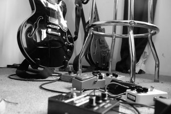 Guitar Pedals The Remission Flow - Rhythms Of Grace studio sessions
