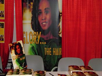 Glory___the_Hair_at_DST_Convention
