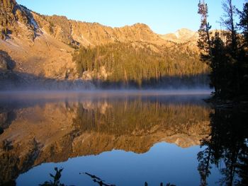 Morning_Lake_Reflections
