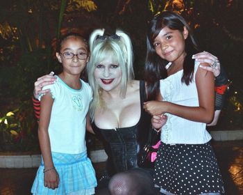 With some young fans at Golden Nugget, Laughlin
