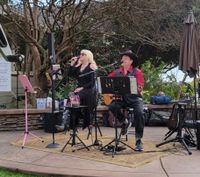 "Music on the Patio" at Macchia Wines!