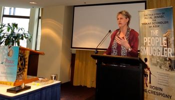 Robin speaks at Darling Harbour Rotary
