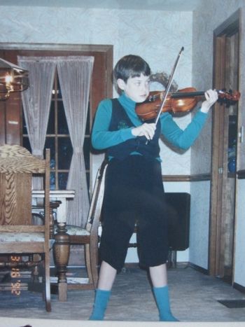 a young violinist
