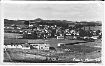 Kamo school 1954
