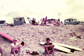just hangin out at the Cove...the classic summer days of '65 who are these 2 guys in the front? Rod Haywood?...i think that's Ian Butt (white jeans) & maybe Craig Rice with glasses!..just a lazy old day in the 60s..no rush...we would just hang around all day..have a sleep ..maybe..or a pie...beautiful lazy old 1965
