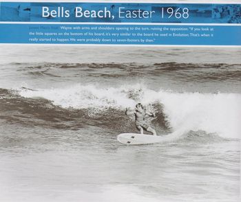 around Easter we headed on down to Bells for the '68 Bells contest...the mystro..Wayne Lynch 'legs'..'tub'(legs bro) Bob, myself, Bill Carson & Al McIntosh headed off to Bells Bch to see the action..we sat on the bank & watched Wayne do this turn..they were talking 7ft boards then(see caption)..this photo taken by my good friend Barry Sutherland!
