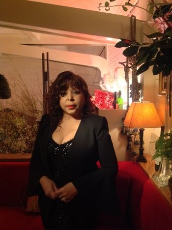 Leslie before a private concert at La Grenouille, midtown Manhattan.
