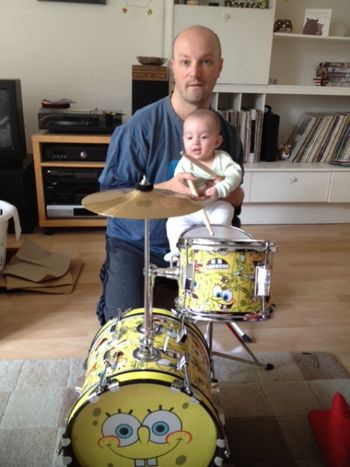 Zan's first drum kit!!
