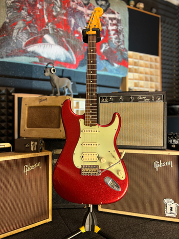 Fender Stratocaster CS

