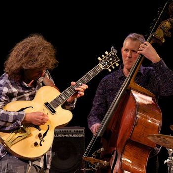 Performing with Pat Metheny photo by Sanja Antić
