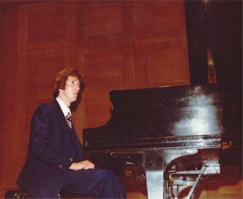 Carnegie_Recital_Hall___age_21
