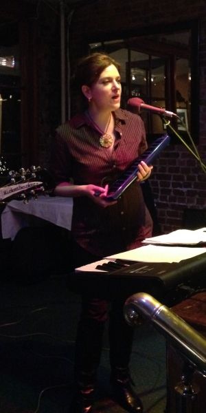 Liza_singing_ Jan 15/15 @ the GreenHouse, Bay Ridge B'lyn. Photo by Vlad Vizner
