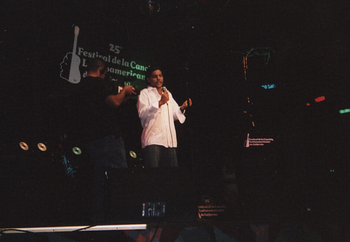 Saul Lopez Music images en California Festival de la cancion latinoamericana, 2005
