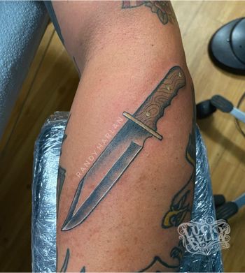 Knife Tattoo by Randy Harlan at Lucky Bella Tattoos in North Little Rock, AR
