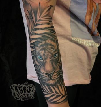 tiger tattoo by Howard Neal
