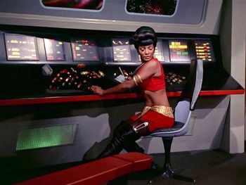 uhura1 “I would look even better in some PIG threads!”
