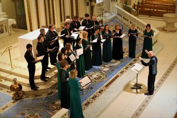 St Malachy's 3 More than Gold concert in St Malachy's Church Belfast: Donal McCrisken conducts Cappella Caeciliana. Photo by Vincent McLaughlin
