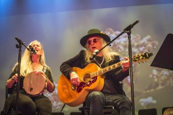 Joe Kidd & Sheila Burke on stage for Hope & Unity Concert to honor and support Jewish Holocaust Vict
