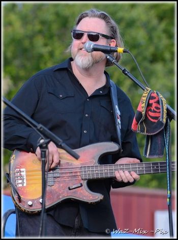 Starlight Run with CTB Me and my bass "The Skip Willis Special"  1963 Fender PBass
