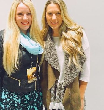 Meeting Colbie Caillat at her concert for the Malibu Sessions Acoustic Tour in Los Angeles
