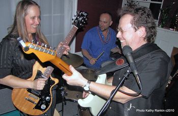 Jamming with my mates Lloyd Jones (guitar) and Jimi Bott (drums) in the house... (House party photos by Kathy Rankin)
