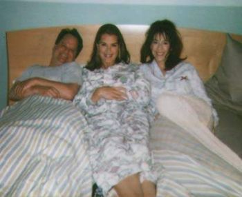 In bed with Brooke Shields!

