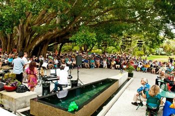 with O Som Do Jazz at Selby Gardens
