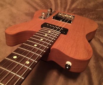 Little Lippi - Model T Natural Handcrafted In The U.S.A. - 2017 - Spare parts experiment - Lollar P90 neck pickup - Seymour Duncan Little '59 bridge pickup - Danish oil finish on mini alder t-style body and s-style maple neck - 25" scale length
